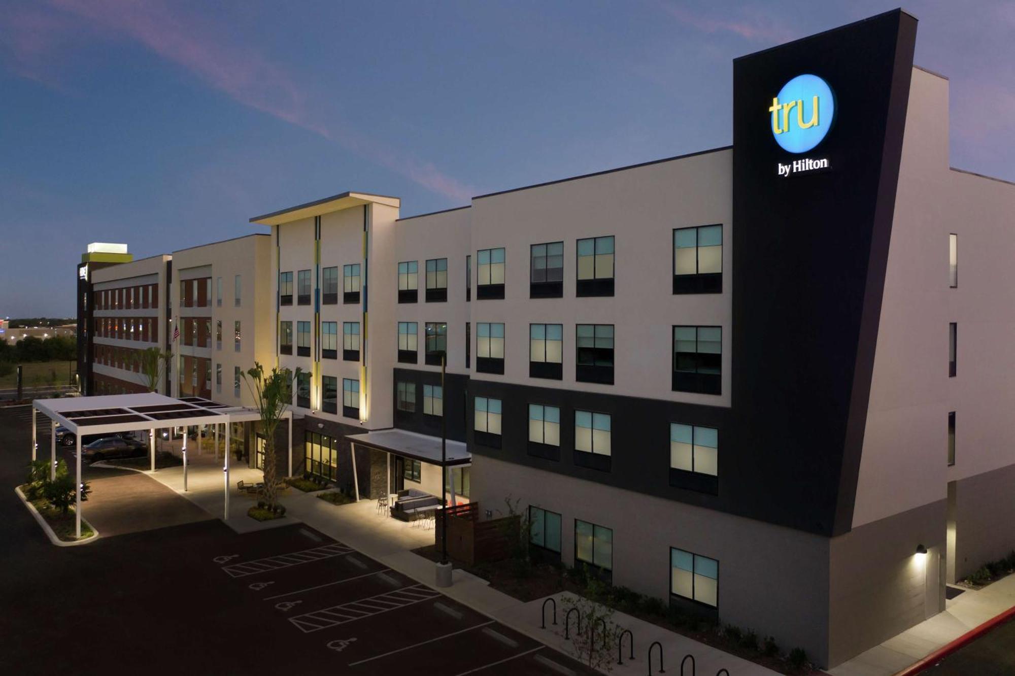 Tru By Hilton San Antonio Lackland Sea World Bagian luar foto